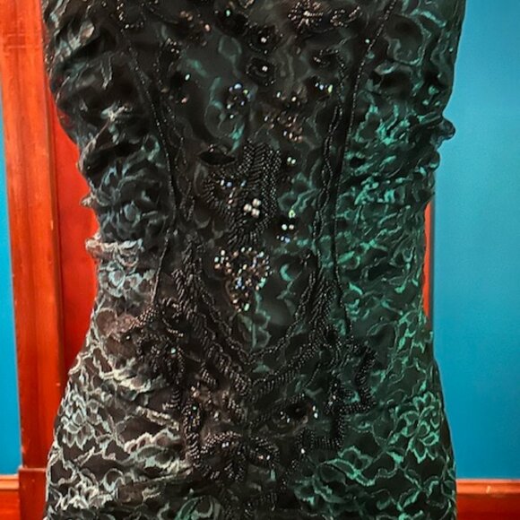 Black and Teal, Vintage, 1988, Victorian-inspired Beaded/Lace Gown, Size 6 - Picture 3 of 10